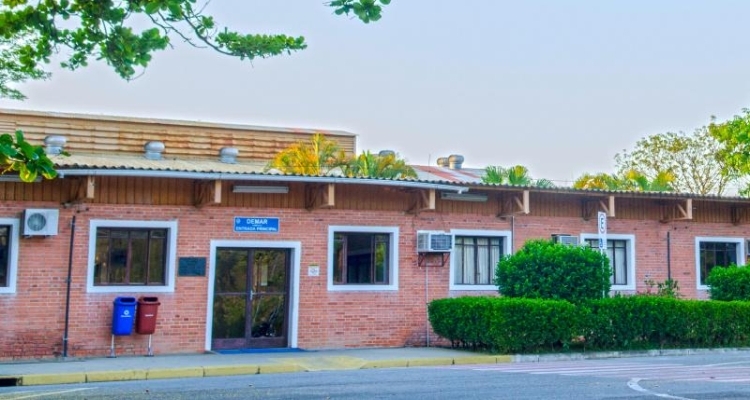 Lorena School of Engineering: Fachada Área I